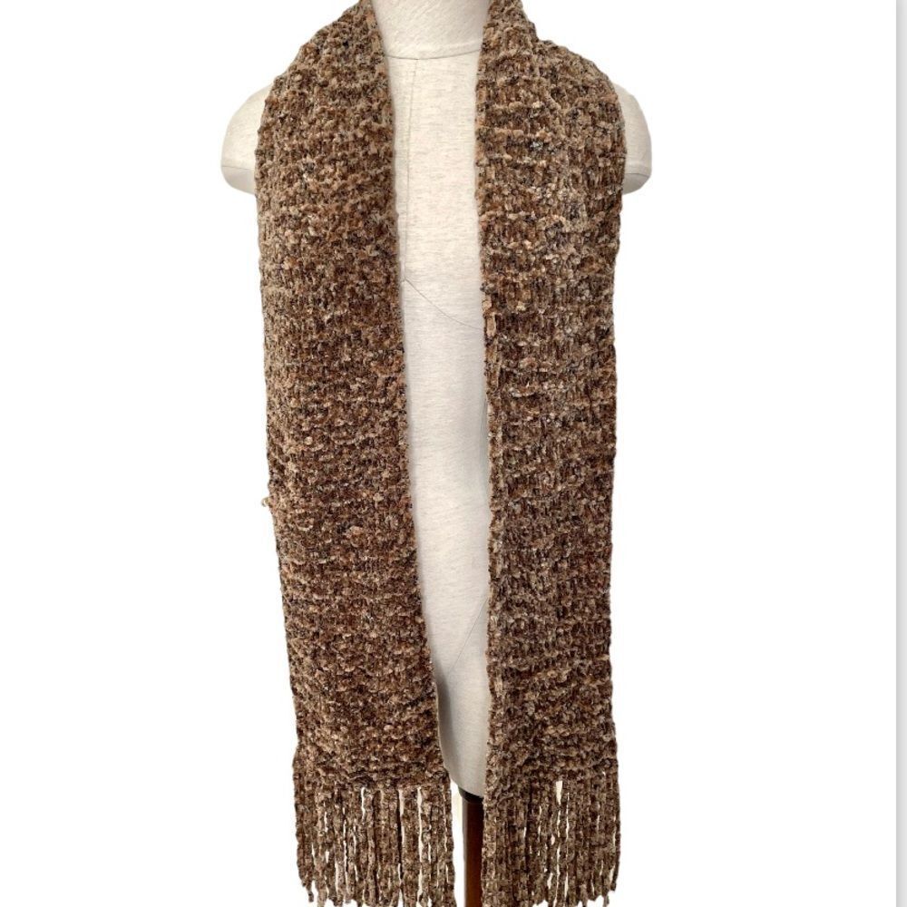Long brown knitted scarf with fringe